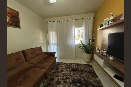 Sala de casa à venda com 2 quartos, 500m² em Pilares, Rio de Janeiro