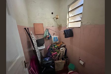 Casa à venda com 500m², 2 quartos e 1 vagaBanheiro de serviço