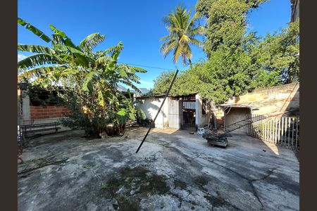Casa à venda com 500m², 2 quartos e 1 vagaQuintal