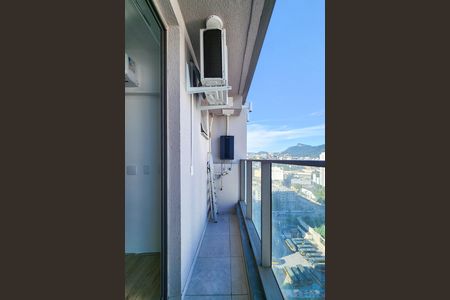 Apartamento para alugar com 33m², 1 quarto e sem vaga Apartamento para alugar com 33m², 1 quarto e sem vagaVaranda