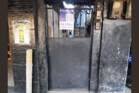 Fachada de casa para alugar com 1 quarto, 60m² em Gradim, São Gonçalo