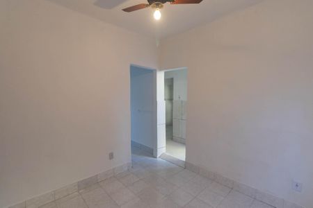 Sala de casa para alugar com 1 quarto, 60m² em Gradim, São Gonçalo