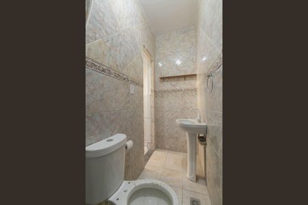 Banheiro de casa para alugar com 1 quarto, 60m² em Gradim, São Gonçalo
