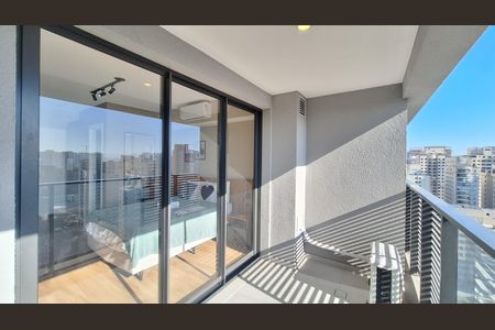 Apartamento para alugar com 27m², 1 quarto e sem vaga Apartamento para alugar com 27m², 1 quarto e sem vagaVaranda