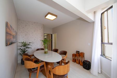 Apartamento à venda com 93m², 3 quartos e 2 vagas Apartamento à venda com 93m², 3 quartos e 2 vagasSALA
