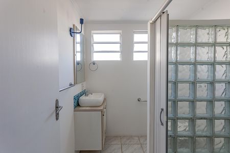 Apartamento à venda com 83m², 2 quartos e 1 vaga Apartamento à venda com 83m², 2 quartos e 1 vagaBanheiro