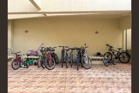 Apartamento à venda com 83m², 2 quartos e 1 vaga Apartamento à venda com 83m², 2 quartos e 1 vagaBicicletário