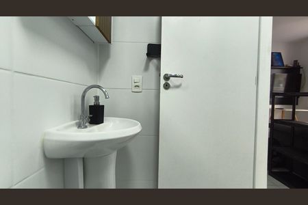 Apartamento à venda com 34m², 2 quartos e sem vaga Apartamento à venda com 34m², 2 quartos e sem vagaBanheiro