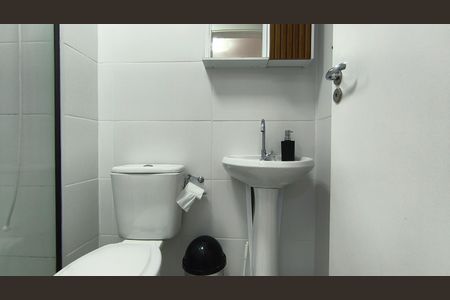 Apartamento à venda com 34m², 2 quartos e sem vaga Apartamento à venda com 34m², 2 quartos e sem vagaBanheiro