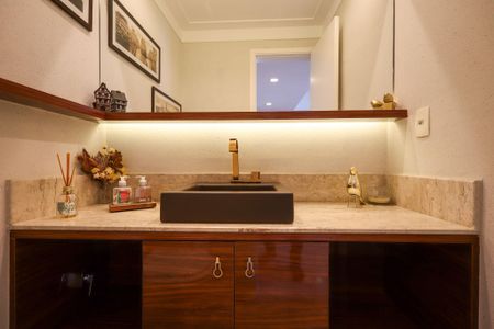 Apartamento à venda com 154m², 3 quartos e 3 vagas Apartamento à venda com 154m², 3 quartos e 3 vagasLavabo