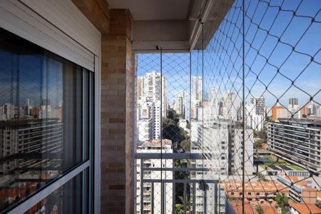 Apartamento à venda com 154m², 3 quartos e 3 vagas Apartamento à venda com 154m², 3 quartos e 3 vagasQuarto 3 - Suíte 3 Varanda