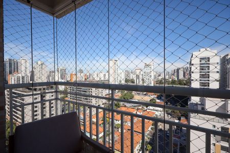 Apartamento à venda com 154m², 3 quartos e 3 vagas Apartamento à venda com 154m², 3 quartos e 3 vagasQuarto 3 - Suíte 3 Varanda