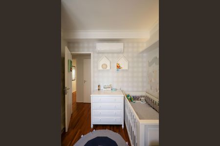 Apartamento à venda com 154m², 3 quartos e 3 vagas Apartamento à venda com 154m², 3 quartos e 3 vagasQuarto 1 - Suíte 1
