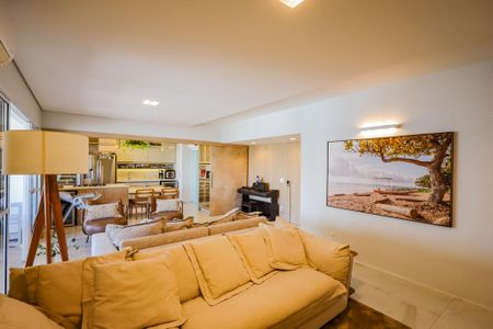 Apartamento à venda com 154m², 3 quartos e 3 vagas Apartamento à venda com 154m², 3 quartos e 3 vagasSala