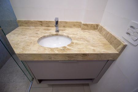 Apartamento para alugar com 63m², 2 quartos e 2 vagas Apartamento para alugar com 63m², 2 quartos e 2 vagasBanheiro da Suíte