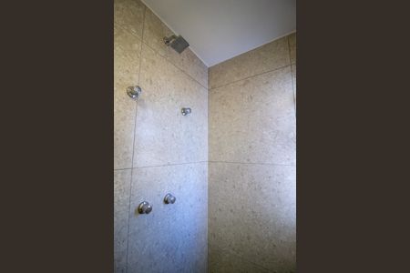 Apartamento para alugar com 63m², 2 quartos e 2 vagas Apartamento para alugar com 63m², 2 quartos e 2 vagasBanheiro da Suíte