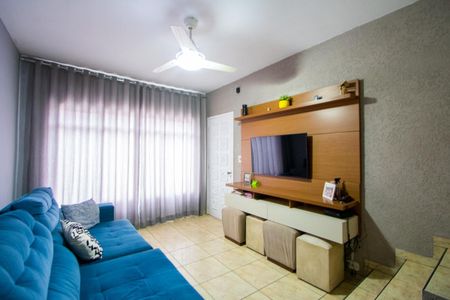Casa para alugar com 135m², 2 quartos e 1 vaga Casa para alugar com 135m², 2 quartos e 1 vagaSala