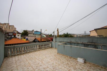 Área externa de casa para alugar com 2 quartos, 135m² em Vila Junqueira, Santo André