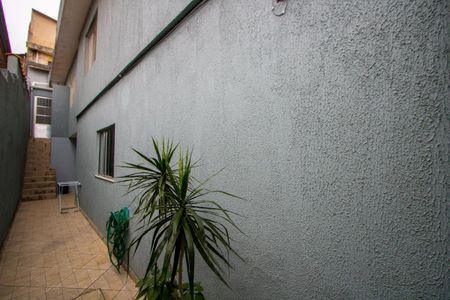 Corredor externo de casa para alugar com 2 quartos, 135m² em Vila Junqueira, Santo André