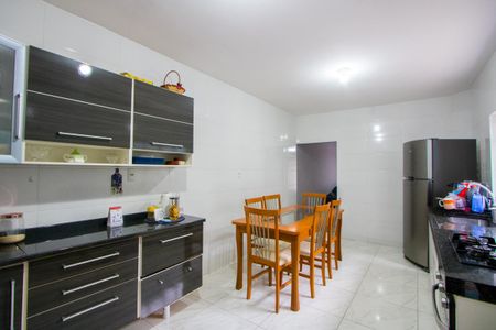 Casa para alugar com 135m², 2 quartos e 1 vaga Casa para alugar com 135m², 2 quartos e 1 vagaCozinha