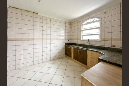 Casa para alugar com 200m², 3 quartos e 2 vagasCozinha