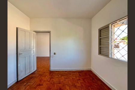 Casa para alugar com 166m², 2 quartos e 2 vagas Casa para alugar com 166m², 2 quartos e 2 vagasQuarto 1