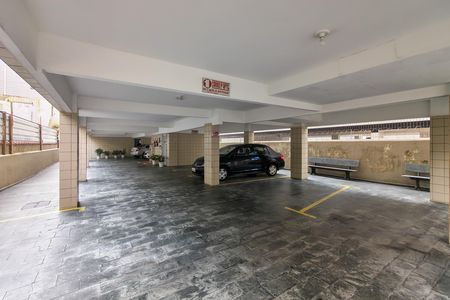 Apartamento para alugar com 71m², 2 quartos e 1 vaga Apartamento para alugar com 71m², 2 quartos e 1 vagaGaragem
