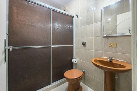 Banheiro da Suíte de apartamento para alugar com 2 quartos, 71m² em Boqueirão, Praia Grande