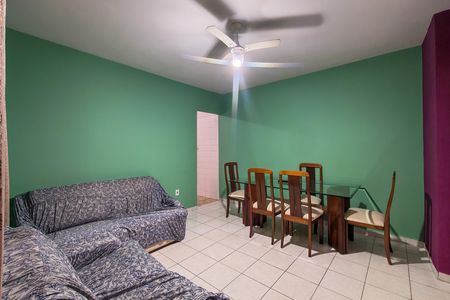 Apartamento para alugar com 71m², 2 quartos e 1 vaga Apartamento para alugar com 71m², 2 quartos e 1 vagaSala