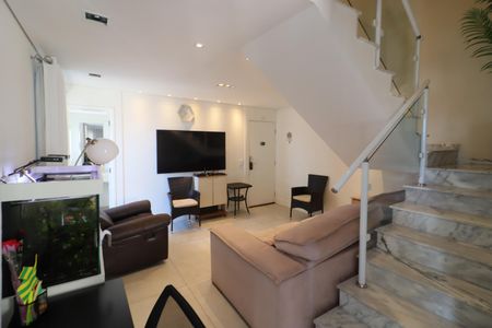 Apartamento para alugar com 123m², 3 quartos e 2 vagasSala