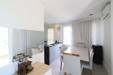 Apartamento para alugar com 123m², 3 quartos e 2 vagasCozinha e Área de Serviço