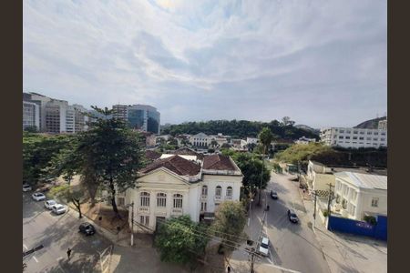 Apartamento à venda com 86m², 2 quartos e sem vaga