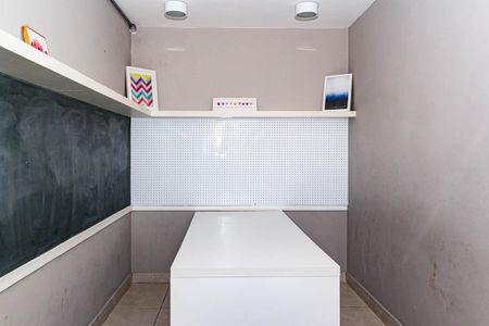 Apartamento à venda com 2 quartos, 45m² em Vila Antonieta, São Paulo
