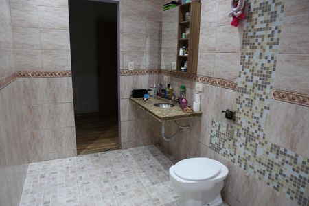 Suite Quarto 1 de casa para alugar com 3 quartos, 320m² em Bonsucesso, Contagem