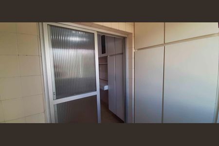 Apartamento à venda com 68m², 2 quartos e 1 vaga