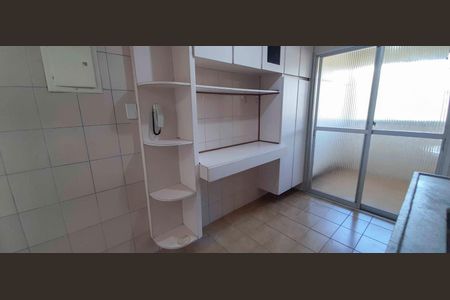 Apartamento à venda com 68m², 2 quartos e 1 vaga