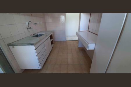 Apartamento à venda com 68m², 2 quartos e 1 vaga