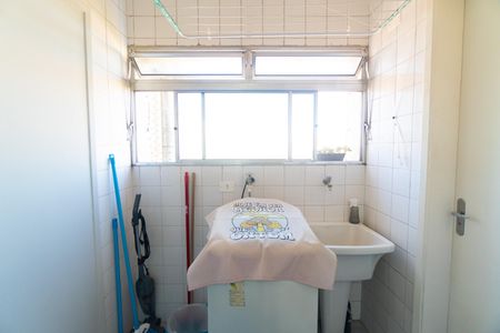 Apartamento à venda com 71m², 3 quartos e 1 vaga Apartamento à venda com 71m², 3 quartos e 1 vagaLavanderia
