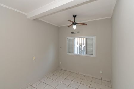 Casa à venda com 162m², 5 quartos e 3 vagasSuite 