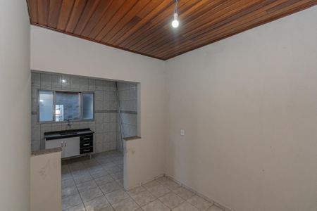 Casa à venda com 162m², 5 quartos e 3 vagasCozinha/Edicula Fundos 