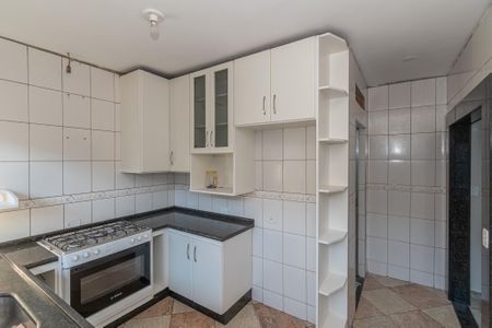 Cozinha  de casa à venda com 5 quartos, 162m² em Jardim Denadai (nova Veneza), Sumaré