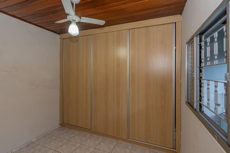 Casa à venda com 162m², 5 quartos e 3 vagasQuarto/Edicula Fundos 
