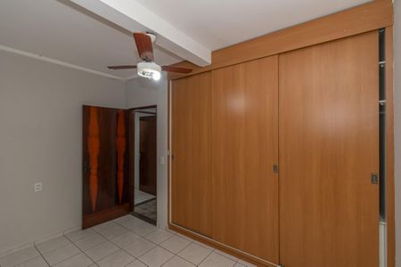 Casa à venda com 162m², 5 quartos e 3 vagasQuarto 1