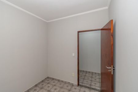 Casa à venda com 162m², 5 quartos e 3 vagasQuarto 2