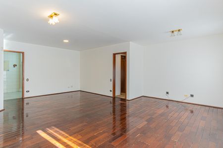 Apartamento à venda com 130m², 2 quartos e 2 vagas