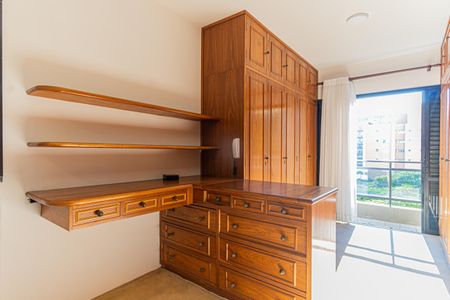 Apartamento à venda com 130m², 2 quartos e 2 vagas