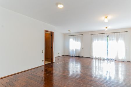 Apartamento à venda com 130m², 2 quartos e 2 vagas