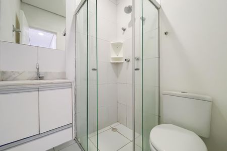 Banheiro de apartamento à venda com 2 quartos, 61m² em Novo Osasco, Osasco