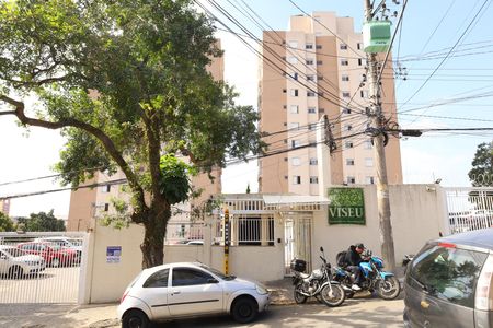 Apartamento à venda com 52m², 2 quartos e 1 vagaFachada - Placa grande instalada na fachada do condomínio, dia 04.07.2026 - Código da placa: XDLJ-112
