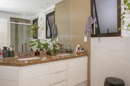 Apartamento à venda com 193m², 3 quartos e 3 vagas